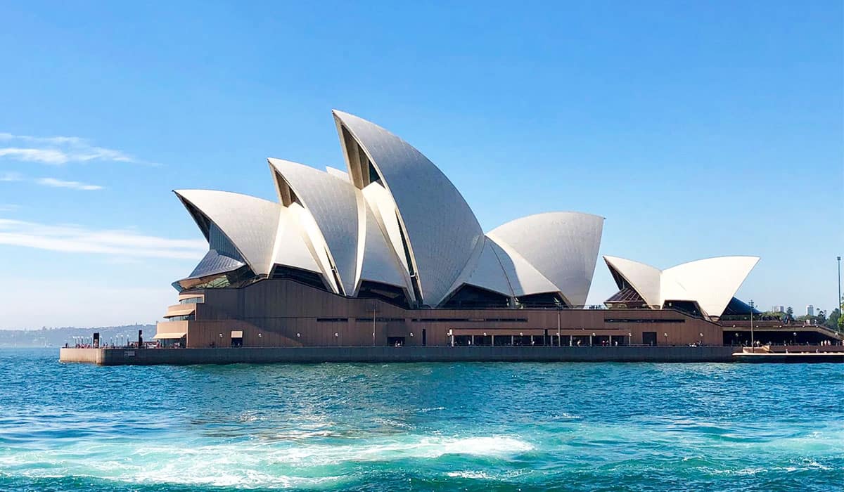 The Sydney Opera House! - UltimateOz Gap Year The Sydney Opera House! - UltimateOz Gap Year