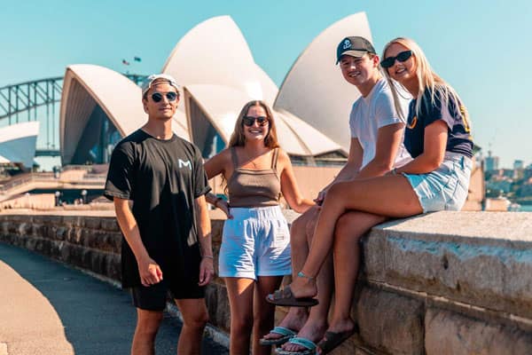 UltimateOz Sydney Gap Year — DAY 1 | City Tour & Welcome Dinner