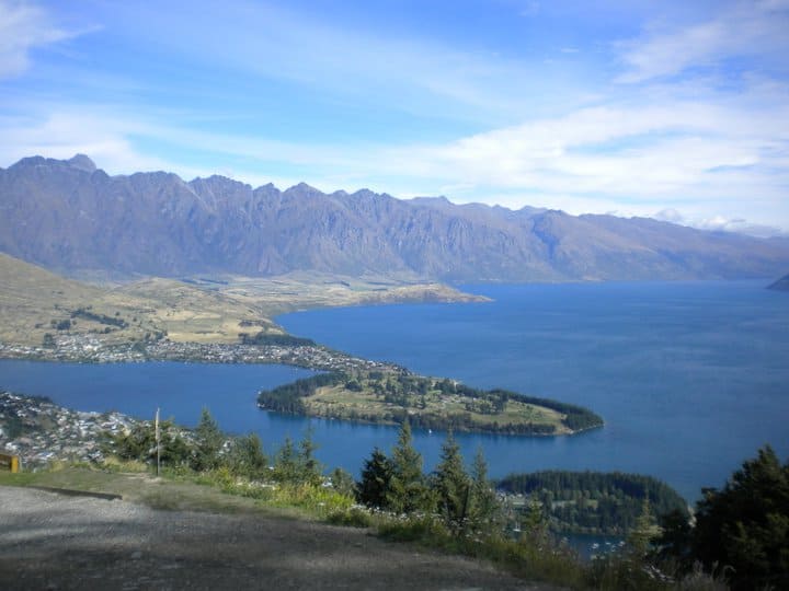 Queenstown View Guide to your New Zealand Road Trip