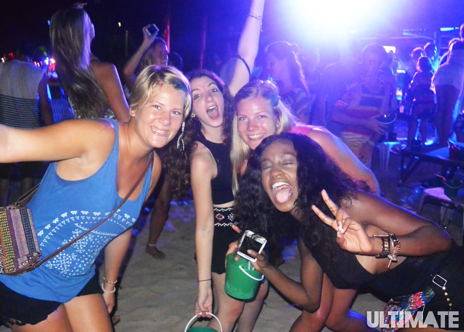 Meet new people as a solo traveller